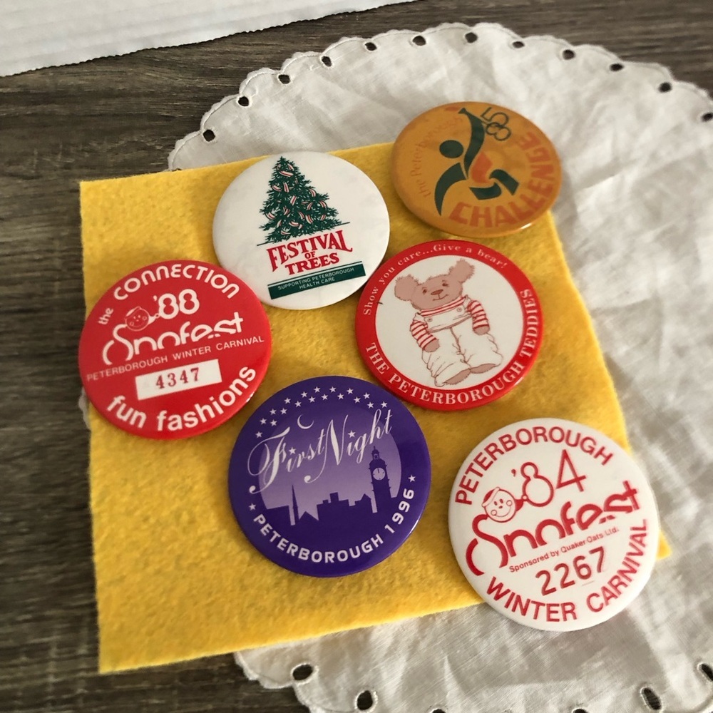 Vtg Peterborough Themed Button Lot